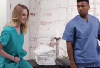 Tukang Pijat Plus Bayaran Termahal