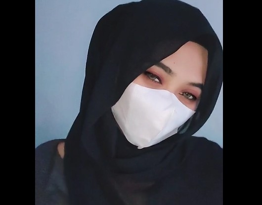 Ukthi Tocil Takut Pamer Lubang Pipis